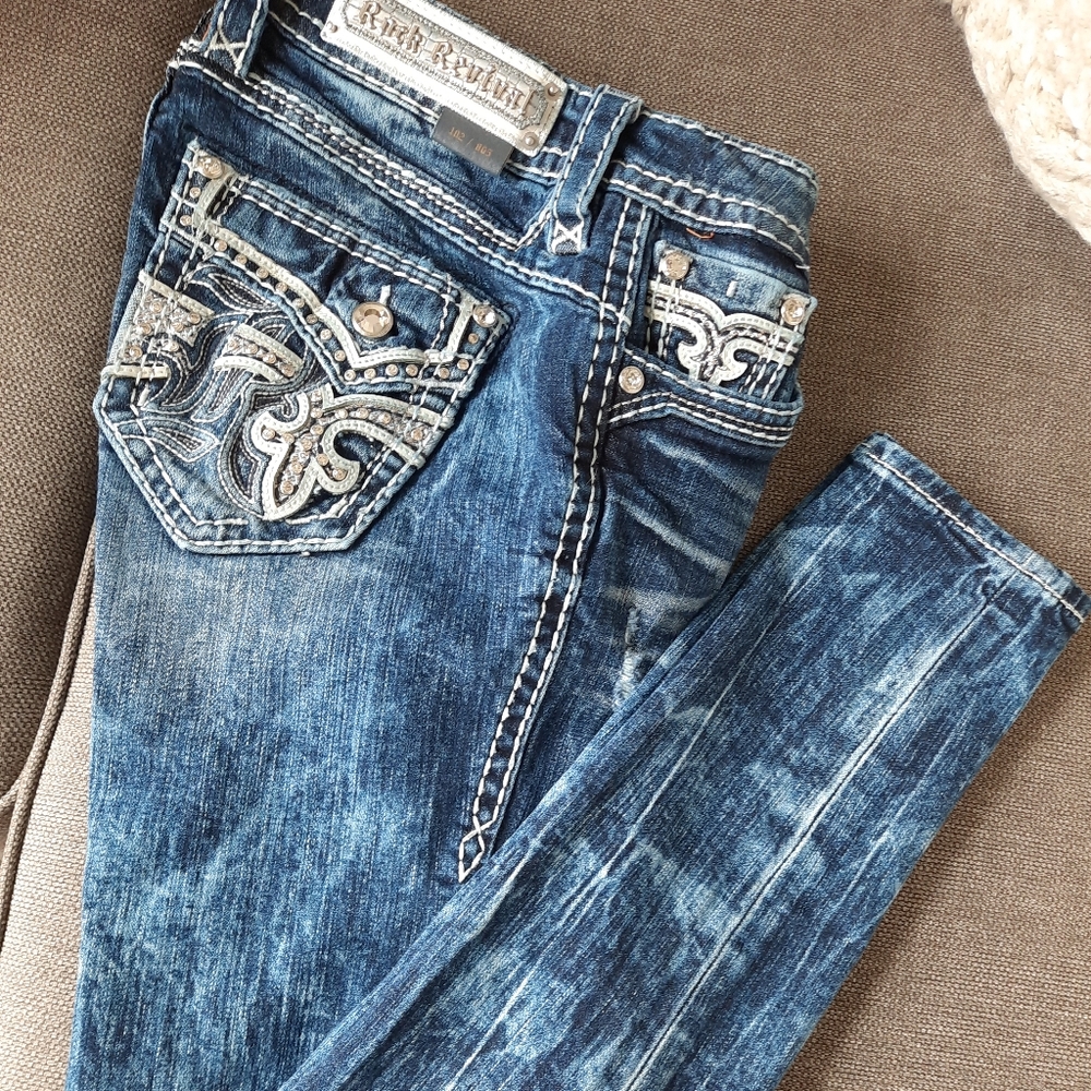 Woman's Rock Revival Collector's Edition Mid-Rise Skinny Jeans